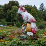 Frische Gemüsesorten für Garten-Anfänger auf einem Holztisch